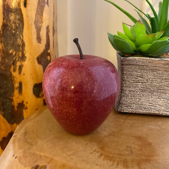 Stone Apple - Picture 1 of 4